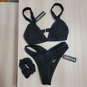 OneOne Bikini Set NWT